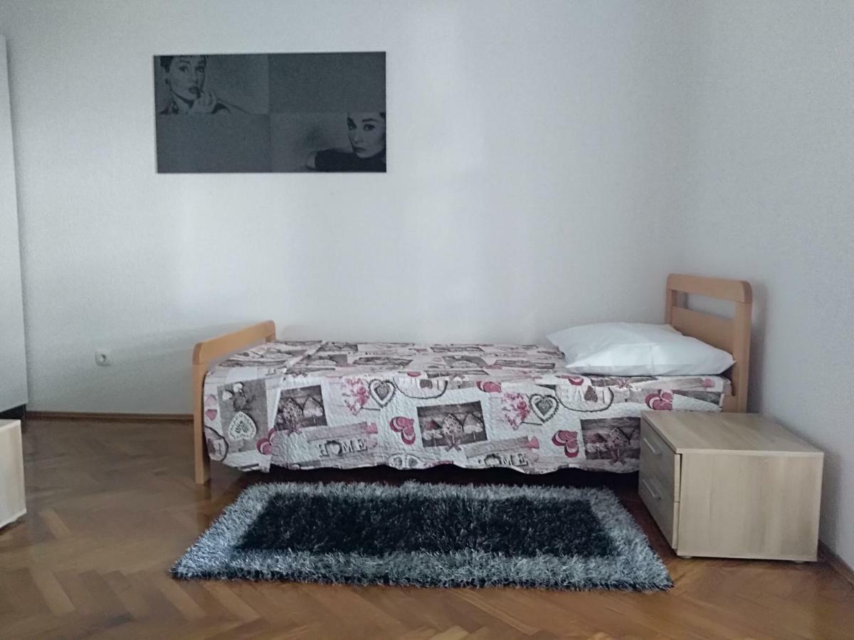 Apartman Lilly 洛夫兰 外观 照片